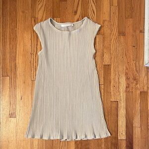 Sleeveless Ribbed Tank Top - Cream